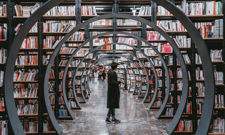 FOUR BEAUTIFUL LIBRARY FOR STUDENT TO STUDY IN MALAYSIA