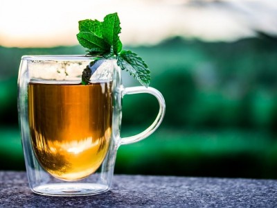 5 TEA DETOX RECIPES TO PURGE YOUR BODY