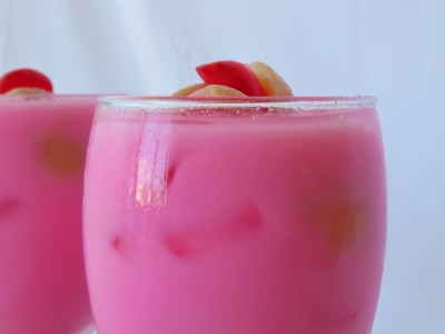 6. SOCOLIC'S ROSE BANDUNG SODA LYCHEE